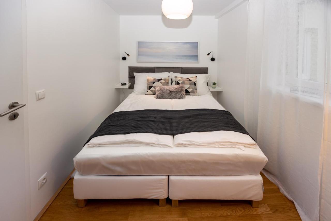 Rooftop Cozy Apartment Near Innerstadt With Ac Виена Екстериор снимка