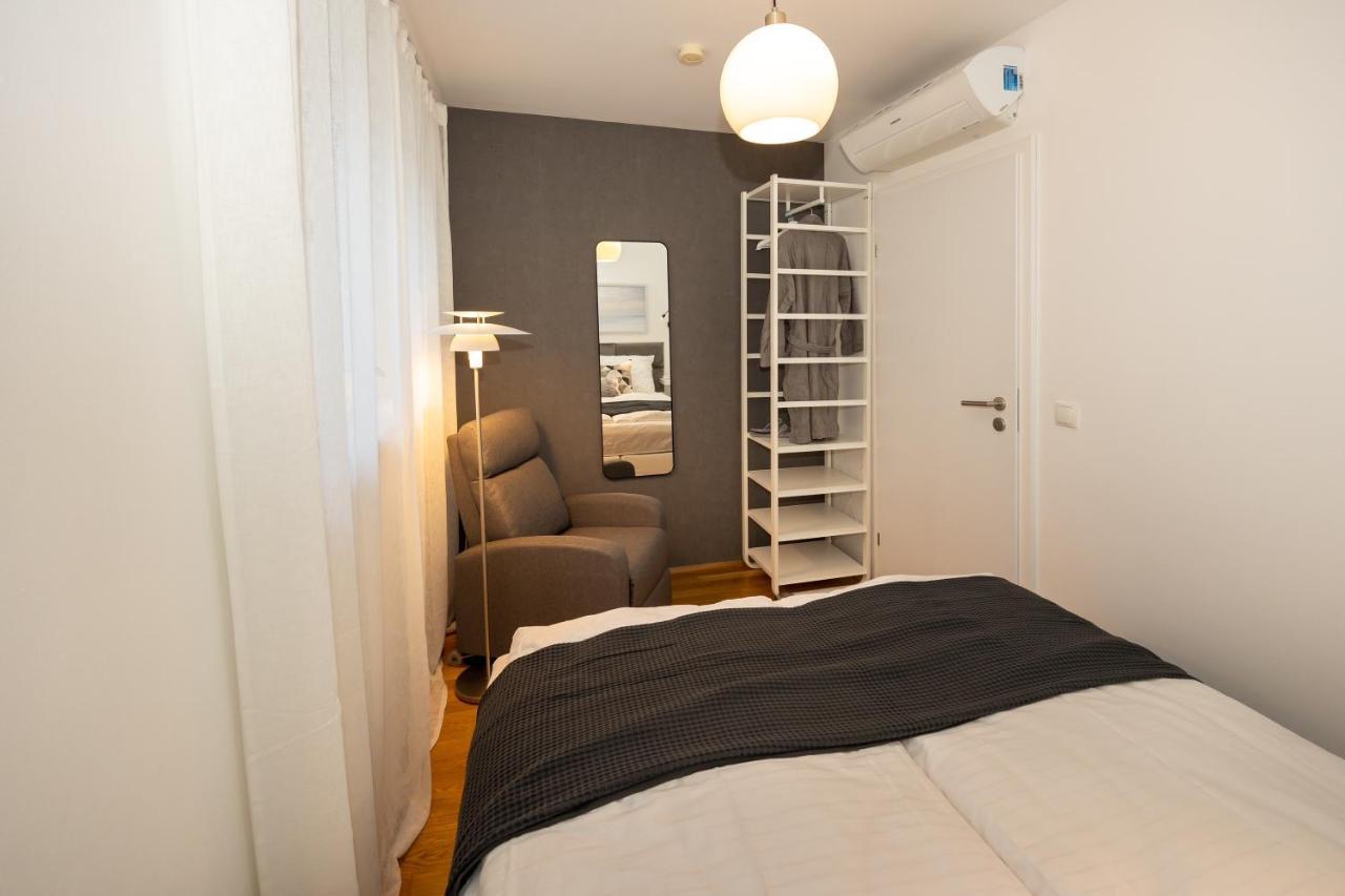 Rooftop Cozy Apartment Near Innerstadt With Ac Виена Екстериор снимка