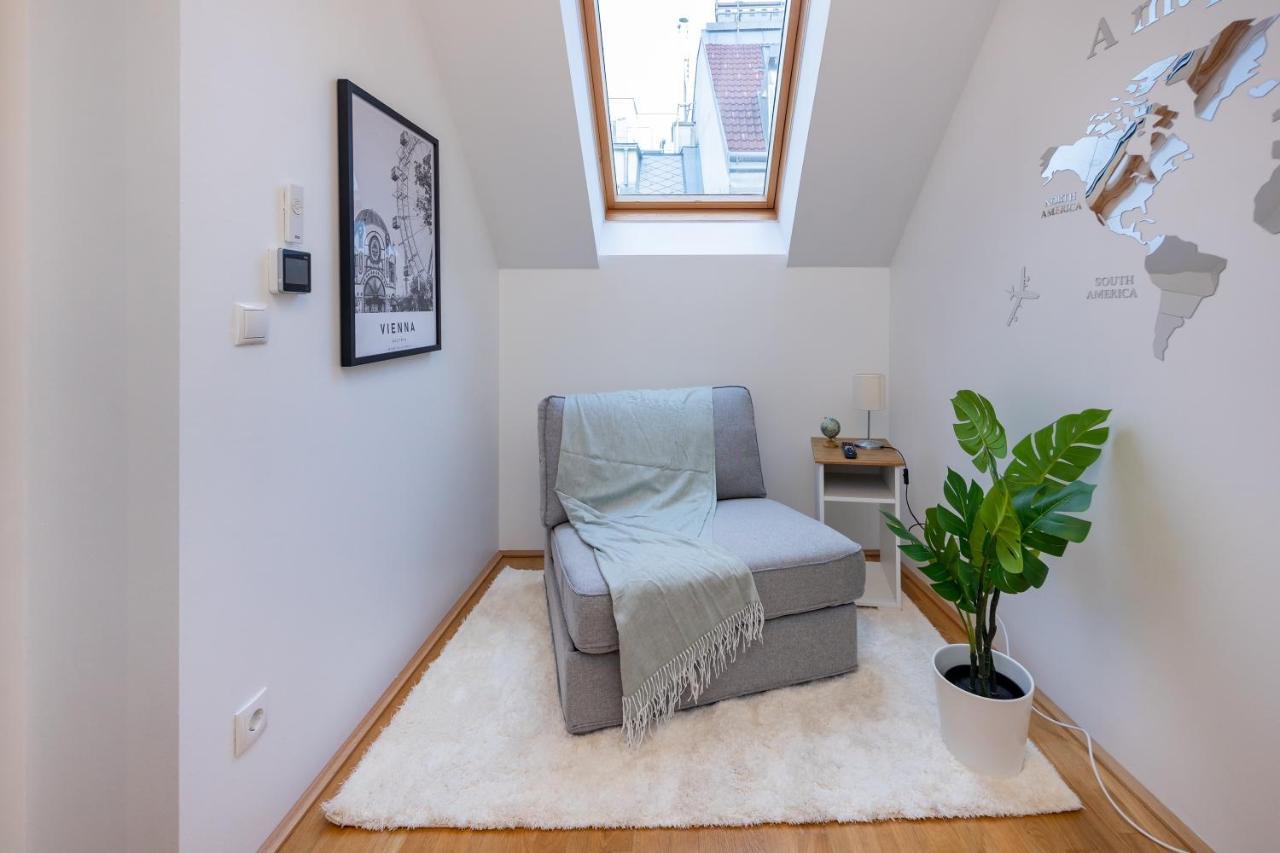 Rooftop Cozy Apartment Near Innerstadt With Ac Виена Екстериор снимка